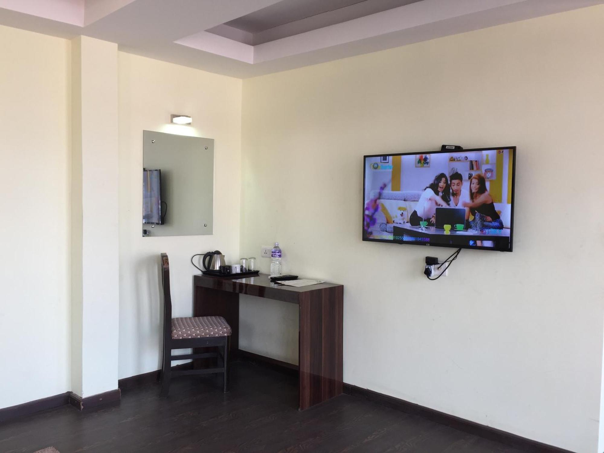 Hotel Serenity กาฐมาณฑุ ภายนอก รูปภาพ